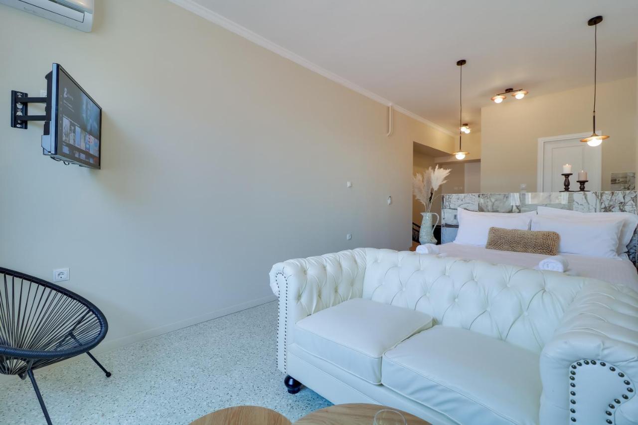 Ermou Fashion Suites By Living-Space Атина Екстериор снимка